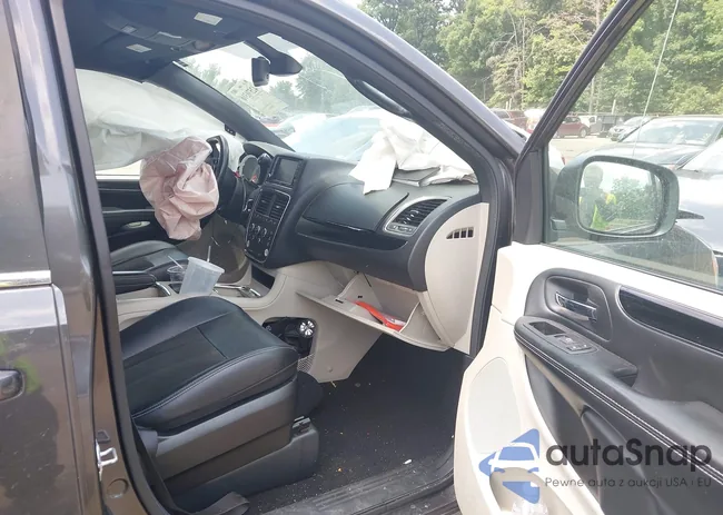 2C4RDGCG8KR770629: 42570316