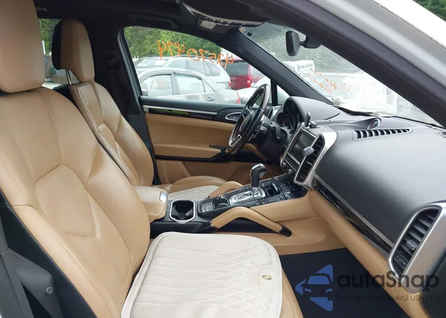 WP1AA2A27GLA09458: 42570474