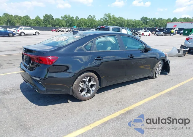 3KPF24AD7KE102404: 42571520