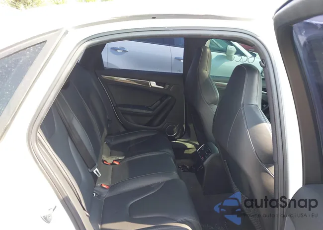 WAUBGAFLXEA009136: 42571687