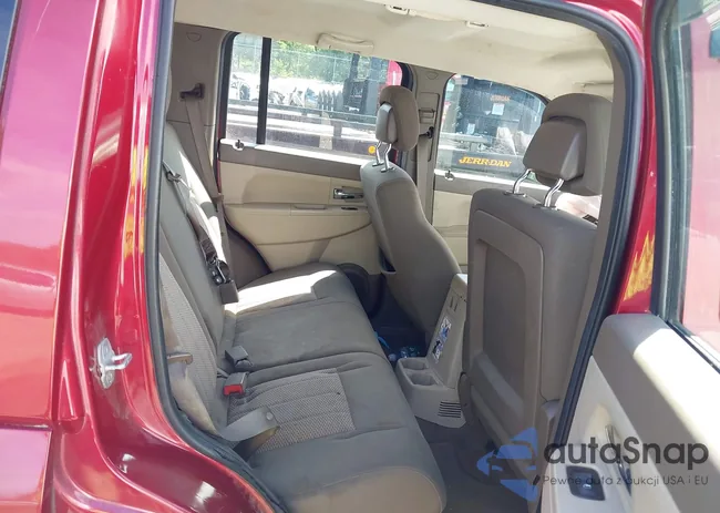 1C4PJMAK0CW111376: 42571940