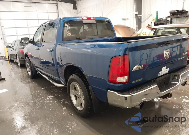 1D3HV13T69S734828: 42571982