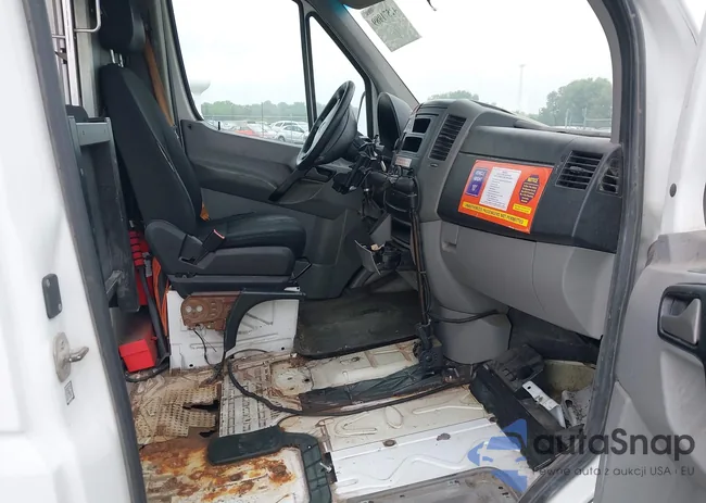 WD3PE8DB6FP127517: 42571989