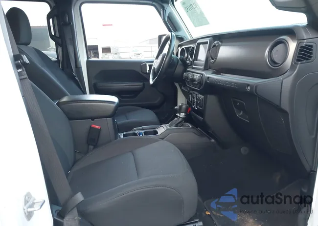 1C4HJXDG2KW500662: 42571152