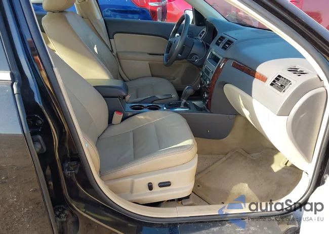 3FAHP0JG9BR172045: 42571293