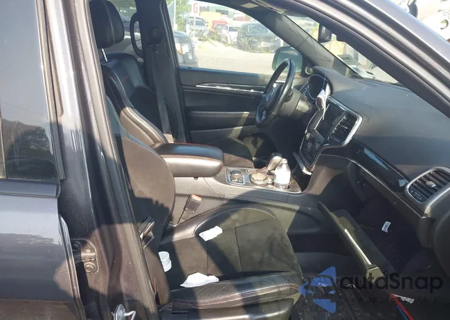 1C4RJFLGXJC318238: 42571477