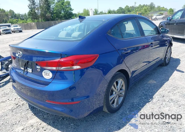 5NPD84LF8JH320110: 42572680