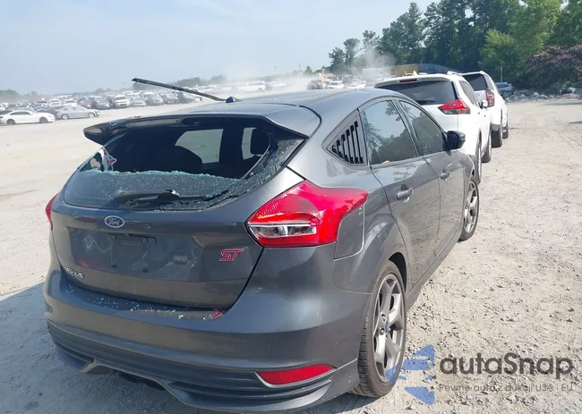 1FADP3L93JL325384: 42572792