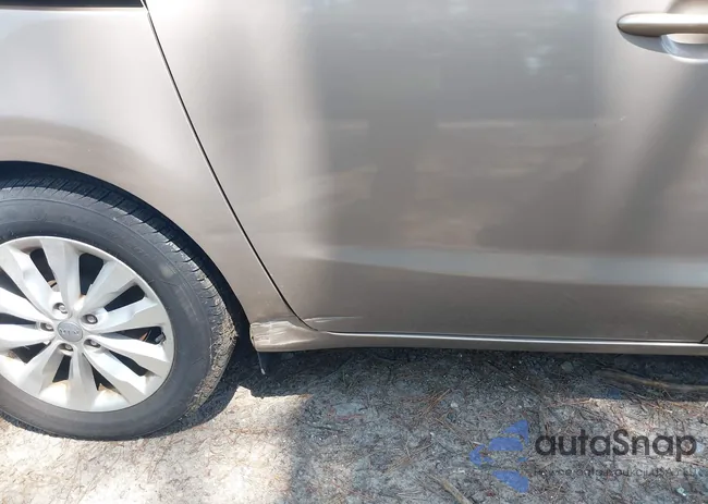 KNDMC5C13G6138620: 42572300