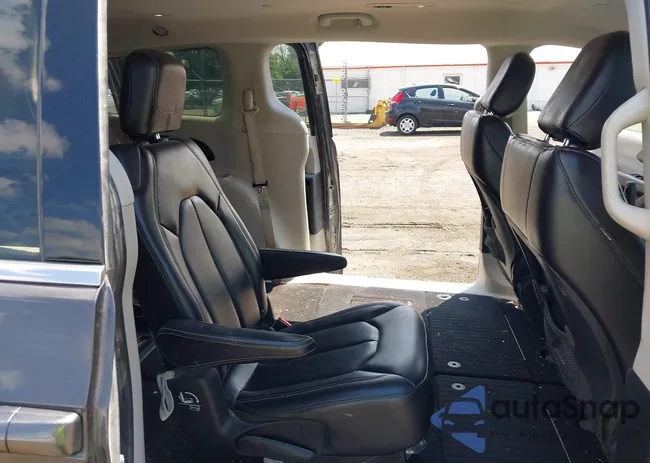 2C4RC1DG4LR265087: 42572468