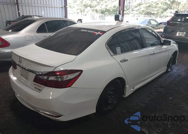 1HGCR2F59GA185480: 42573561