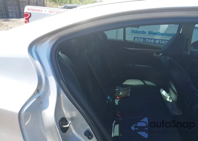 JN1BV7AR7EM697122: 42573618