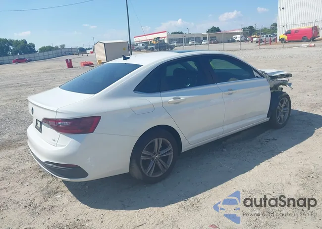 3VW7M7BU4RM096623: 42573663