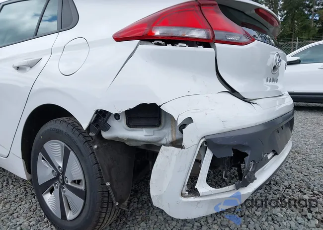 KMHC65LC0LU233688: 42573852