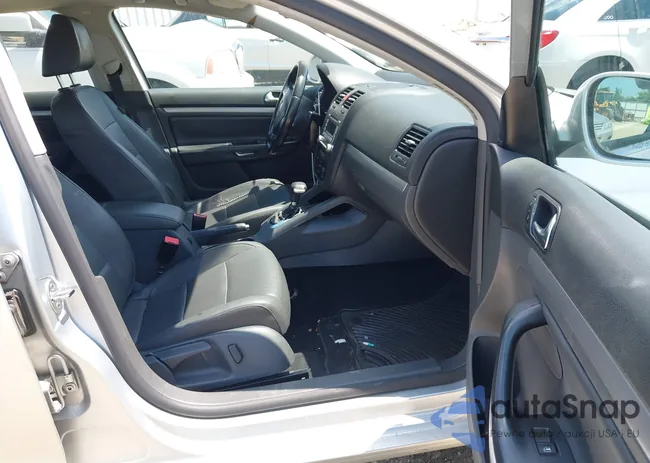 3VWRM71K49M082472: 42573853