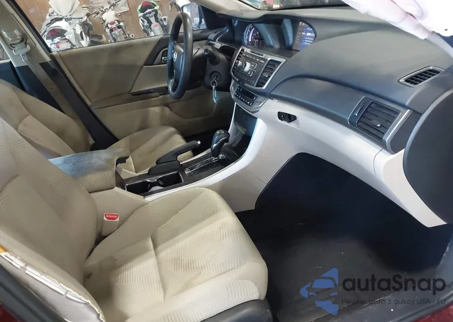 1HGCR2F32FA099523: 42573855