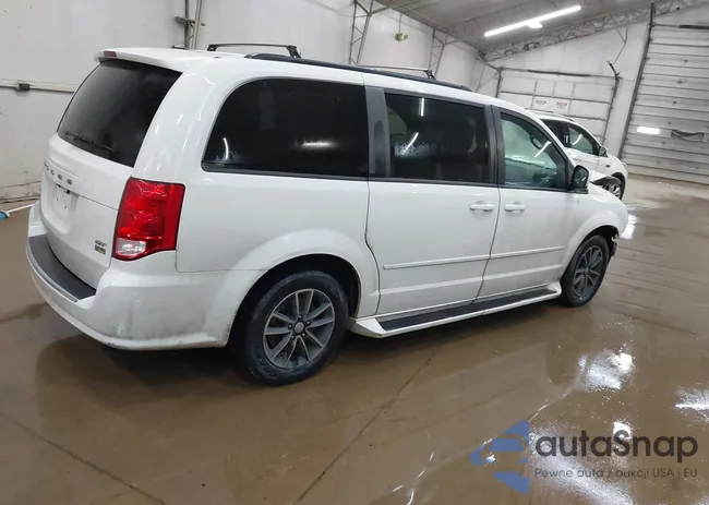 2C4RDGEG4HR769001: 42573861