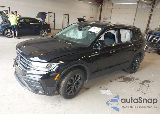 3VV2B7AX2NM143013: 42574059