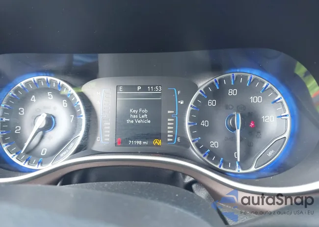 2C4RC1FG9JR104549: 42573235