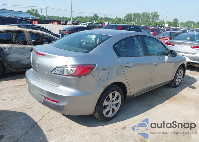 JM1BL1TF5D1725728: 42573349