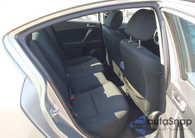 JM1BL1TF5D1725728: 42573349