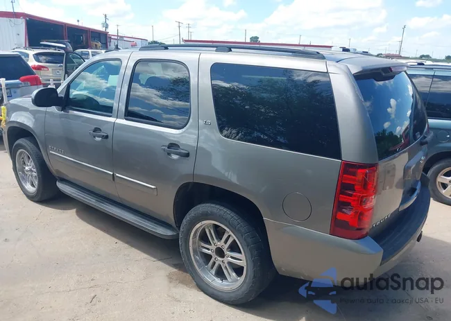 1GNFC13CX8R142318: 42574540