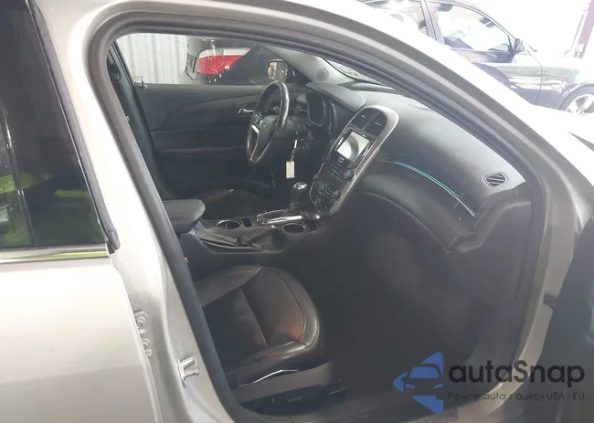 1G11E5SA9GF149869: 42574607