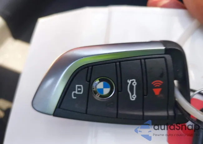 WBA63DA03TCU98752: 42574775