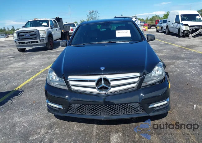 WDDGF8AB1DA770998: 42574287