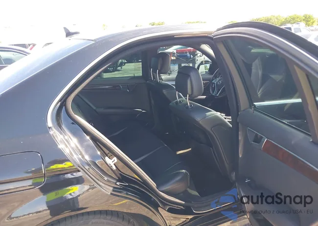 WDDGF8AB1DA770998: 42574287