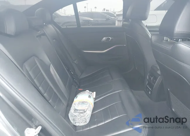 WBA5U7C04LAF54333: 42574350