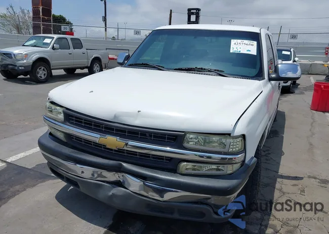 2GCEC19V821430576: 42575650