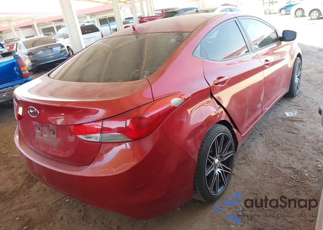 KMHDH4AE7DU709322: 42575657