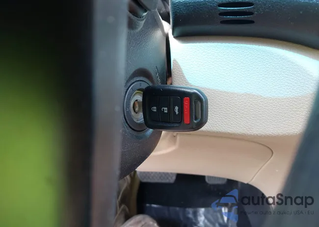 1HGCR2F37FA121208: 42575717