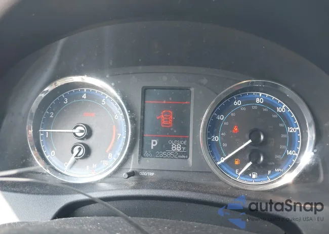 2T1BURHE3JC092567: 42575748