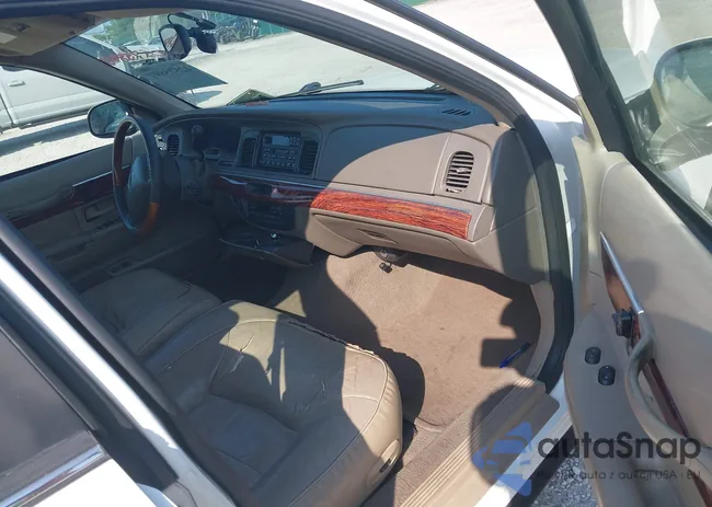 2MEFM75W92X620823: 42575897