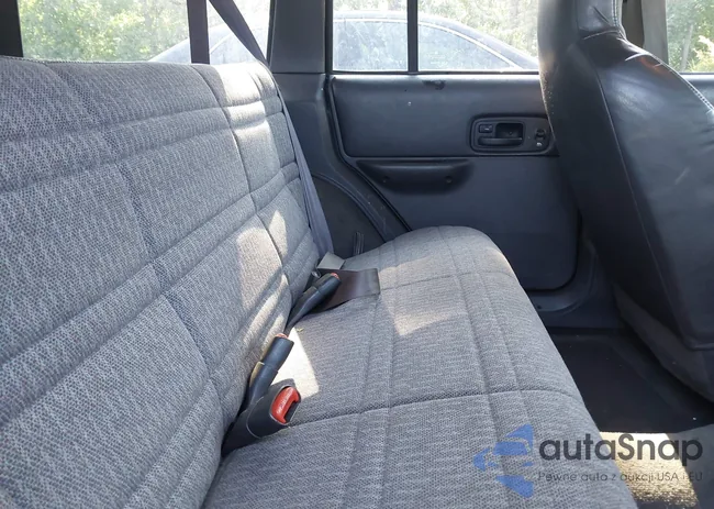 1J4FT48SX1L604373: 42576018