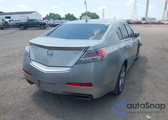 19UUA8F51AA003115: 42575270