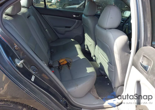 JH4CL96818C002631: 42576499