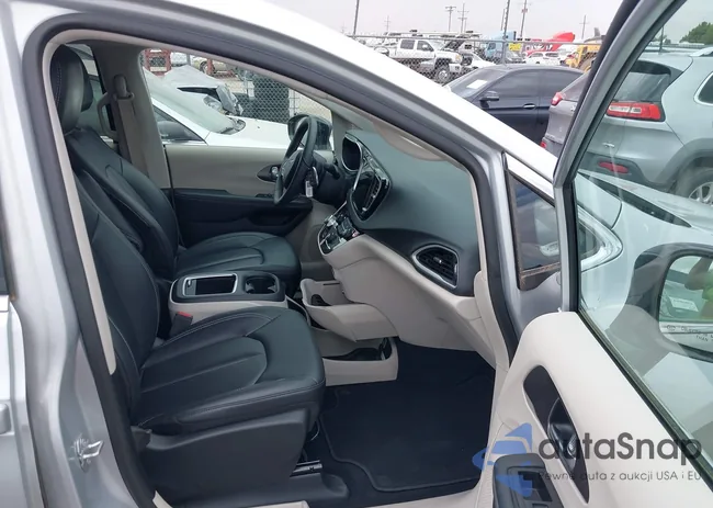 2C4RC1BG7RR172883: 42576505