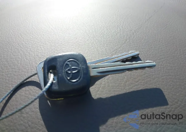 JTDBR32E032014854: 42576543