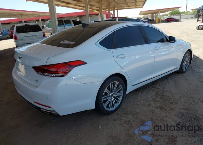 KMHGN4JE3JU216089: 42576639