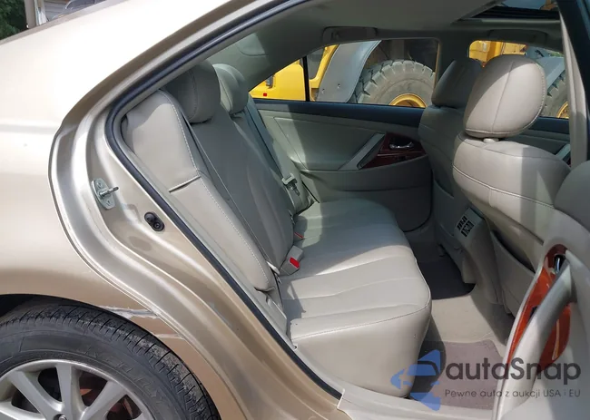 4T1BF3EK2BU707773: 42576786