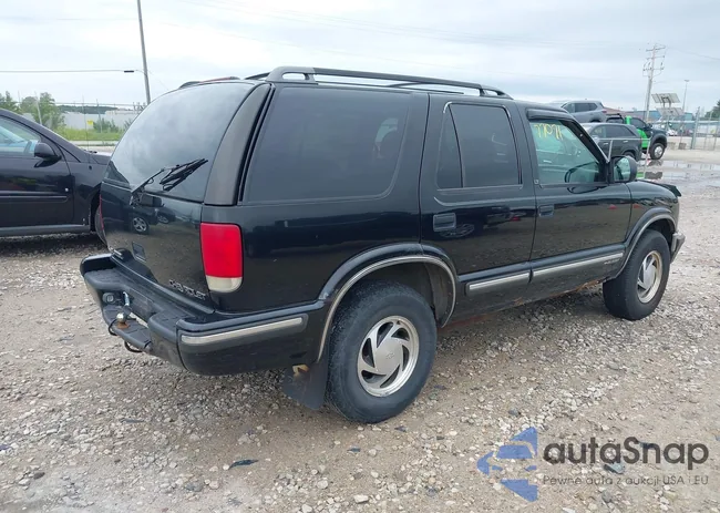 1GNDT13W2222929: 42577071