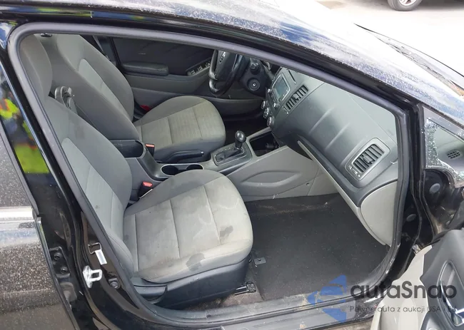 KNAFX5A8XF5359923: 42576191