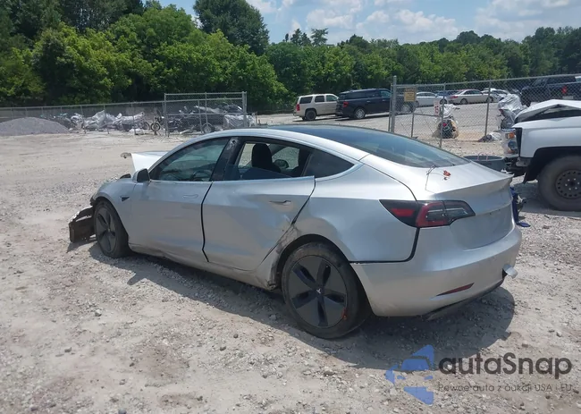 5YJ3E1EB3JF104435: 42576214