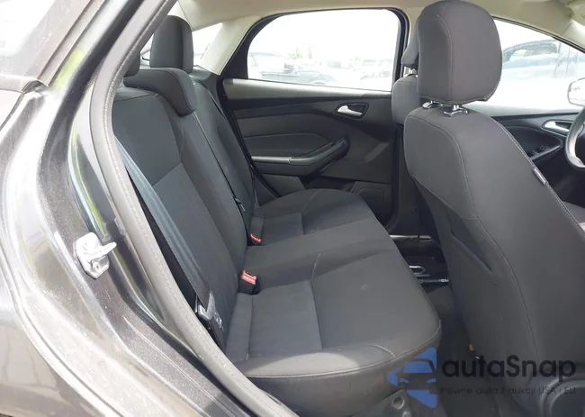 1FADP3FE4HL256952: 42576373