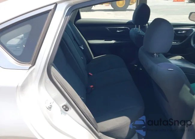 1N4AL3AP5FC570288: 42576374