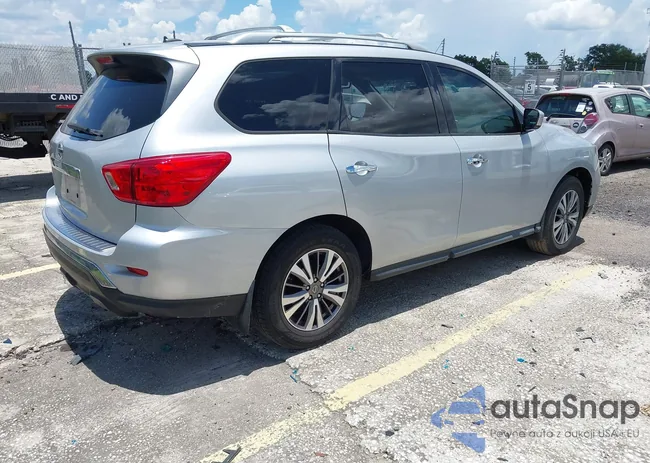 5N1DR2MN3HC611073: 42576375