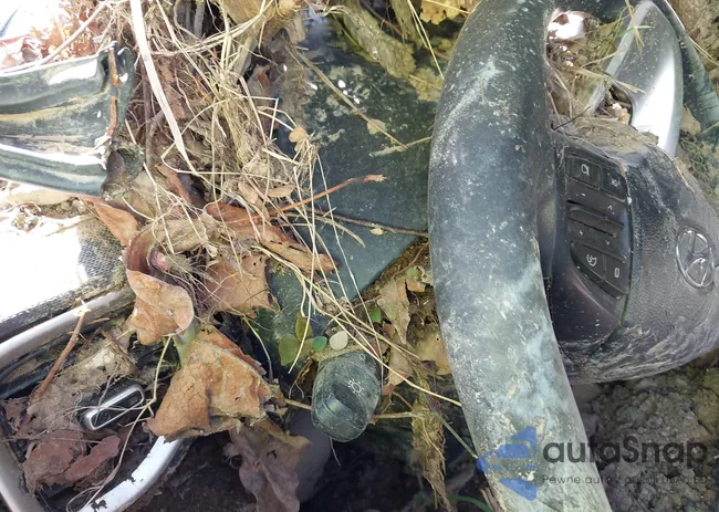 KMHRC8A32RU323165: 42576381